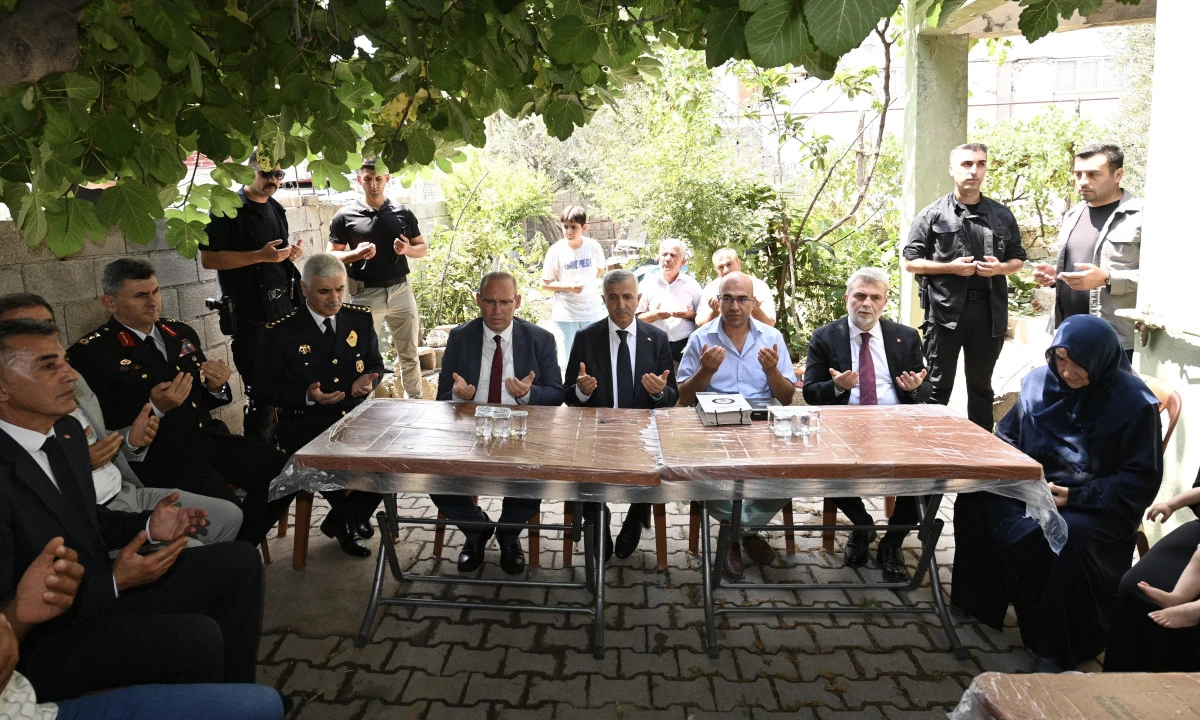 15 Temmuz&rsquo;un 10&rsquo;uncu Yılında Demokrasi Kahramanlarına Vefa