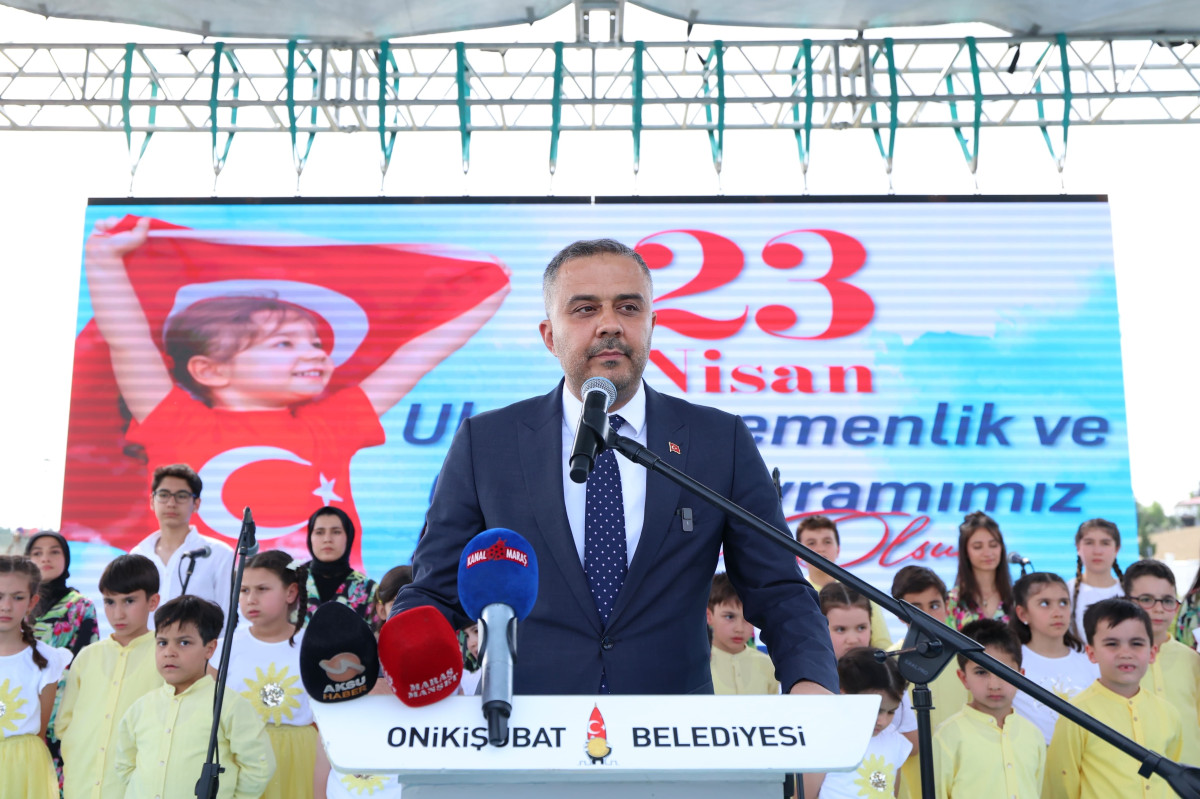 23 Nisan’ın Kalbi Onikişubat’ta Attı, Çocuklar Şenlikte Doyasıya Eğlendi
