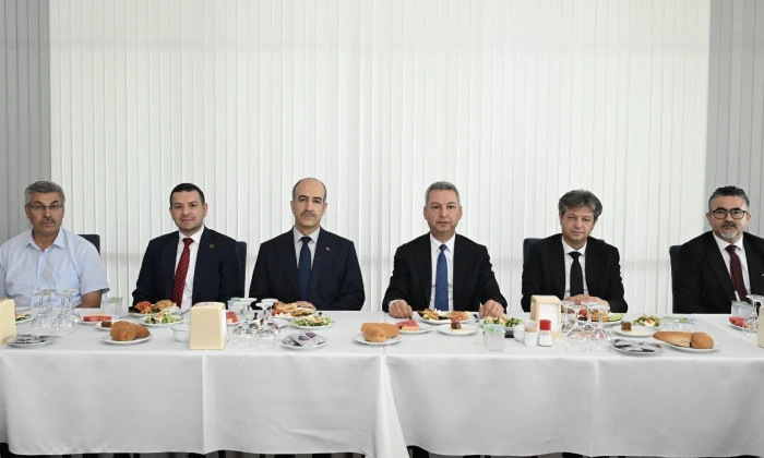 24 Temmuz&rsquo;u Unutmayan Rekt&ouml;r Okumuş, KS&Uuml;&rsquo;n&uuml;n Yeni Yol Haritasını Basınla Paylaştı