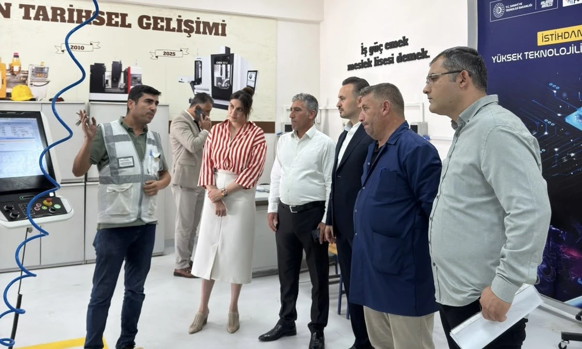 5 Eksenli CNC&rsquo;de İlk &Uuml;retim, Sanayi ile G&uuml;&ccedil;l&uuml; İş Birliği