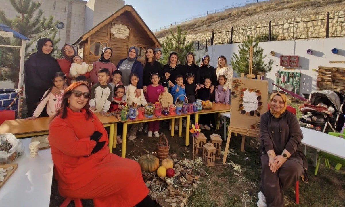Ailemle Öğreniyorum Şöleni Kamu Külliyesi Anaokulunda Coşkuyla Gerçekleşti