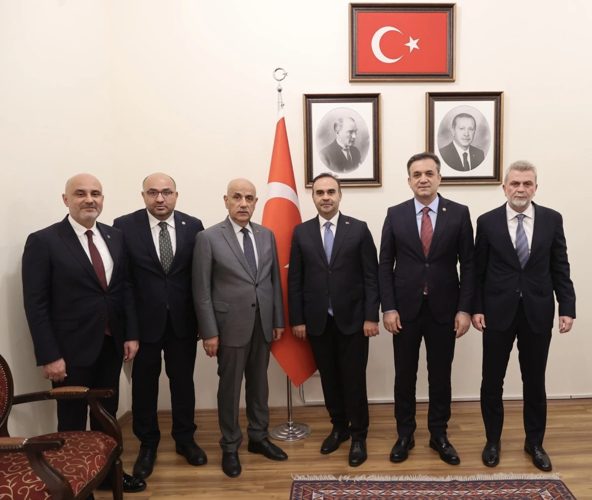 AK Parti Kahramanmaraş Heyeti, Sanayi ve Teknoloji Bakanı Kacır ile Görüştü
