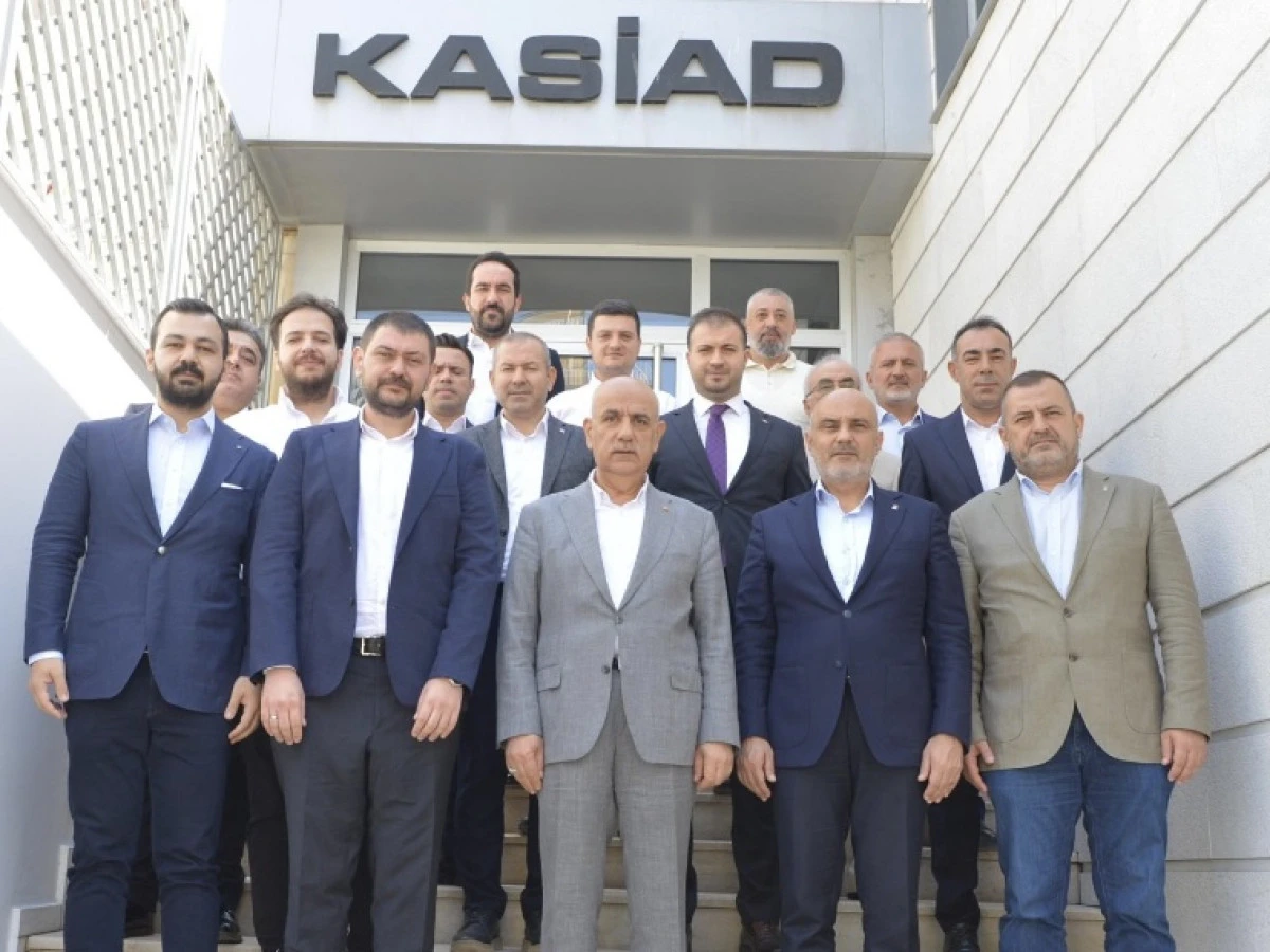 AK Parti Kahramanmaraş Teşkilatı Vahit Kirişci’nin Ziyaretleriyle Hareketlendi