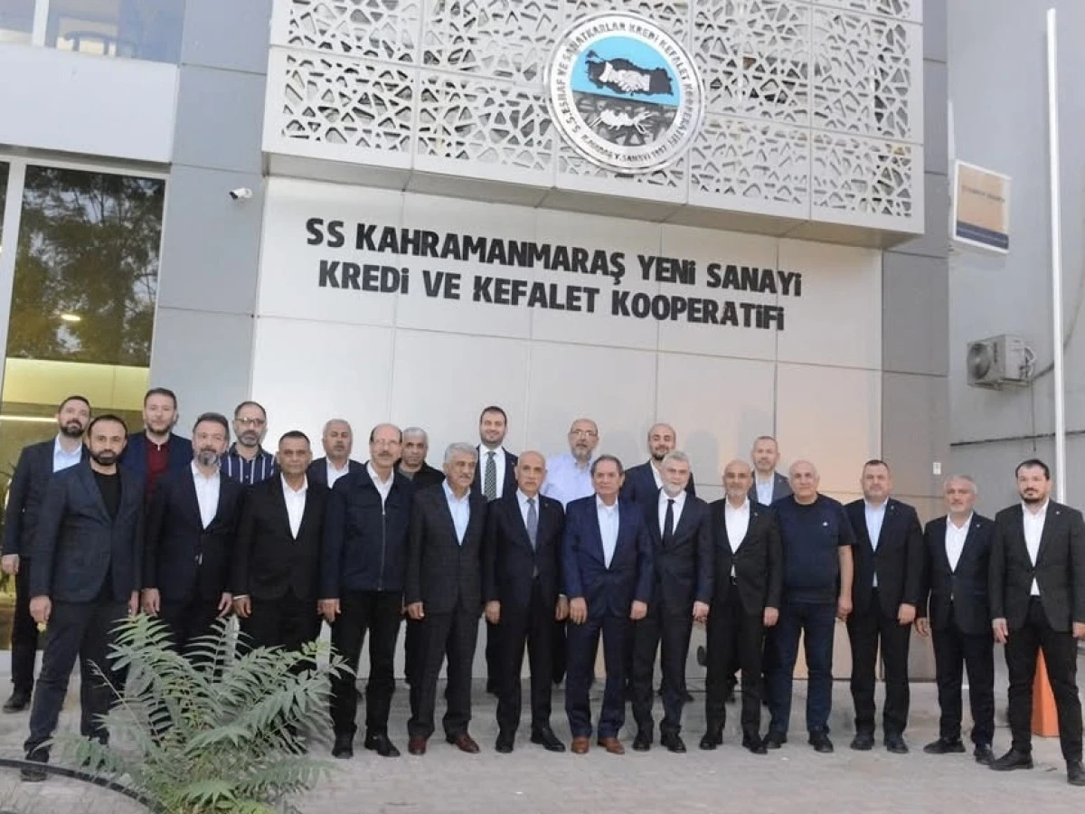 AK Parti’den Sanayi Sitesi Başkanlarına Ziyaret: “Üretim, İstihdam ve Kalkınma İçin El Birliğiyle Çalışıyoruz”