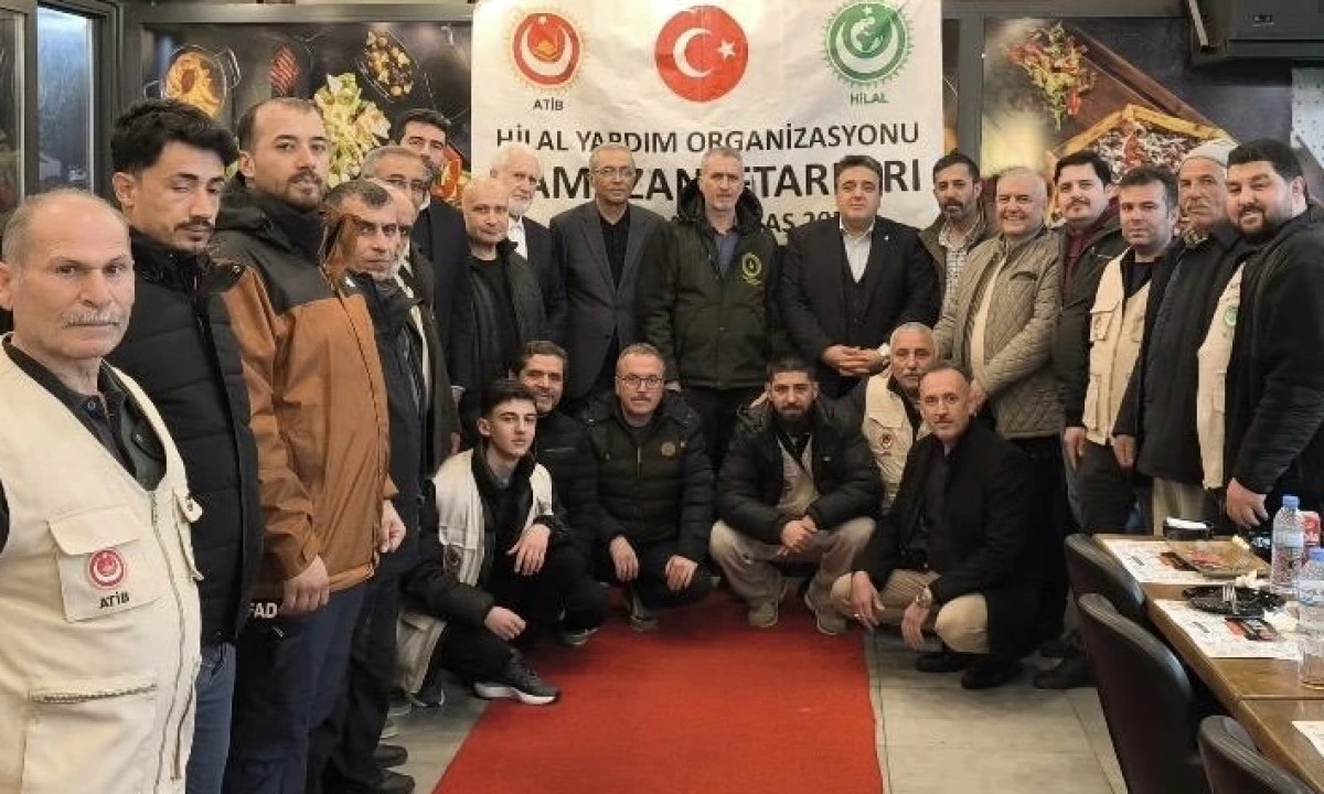 Akif Bakır İftardan İftara Koştu: Yetim &Ccedil;ocuklarla Aynı Sofrada Buluştu