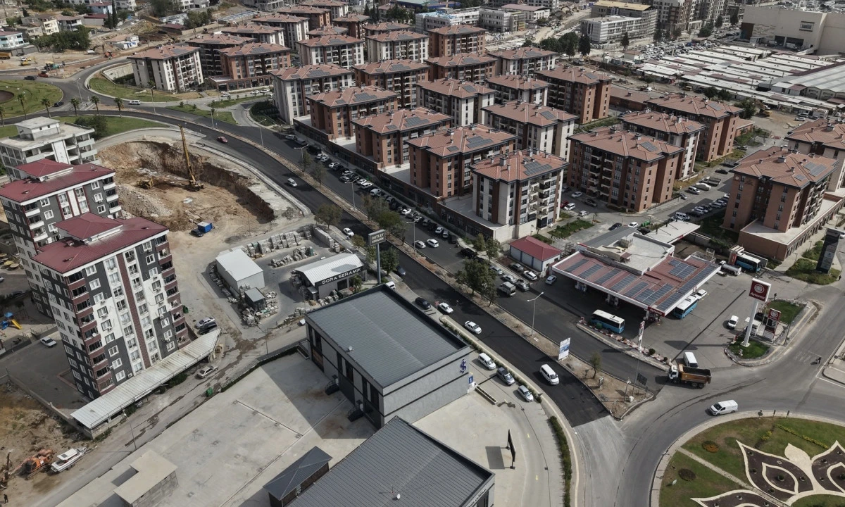 Ali Sezal Bulvarı Baştan Sona Asfaltlanıyor