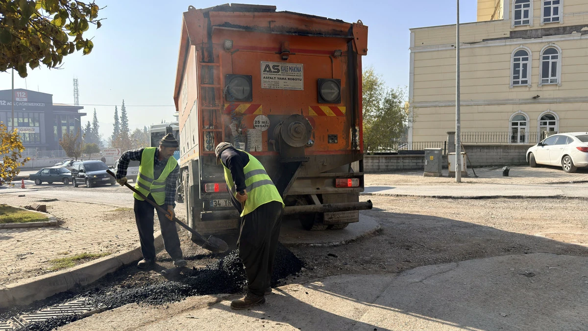 Altyapısı Tamamlanan Yollar Bir Bir Tamir Ediliyor