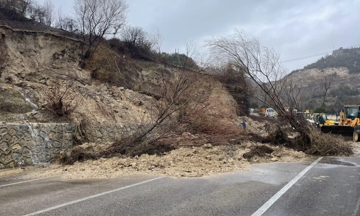 Andırın, &Ccedil;ağlayancerit ve Pazarcık&rsquo;ta da Yağışlara Karşı B&uuml;y&uuml;kşehir Sahada