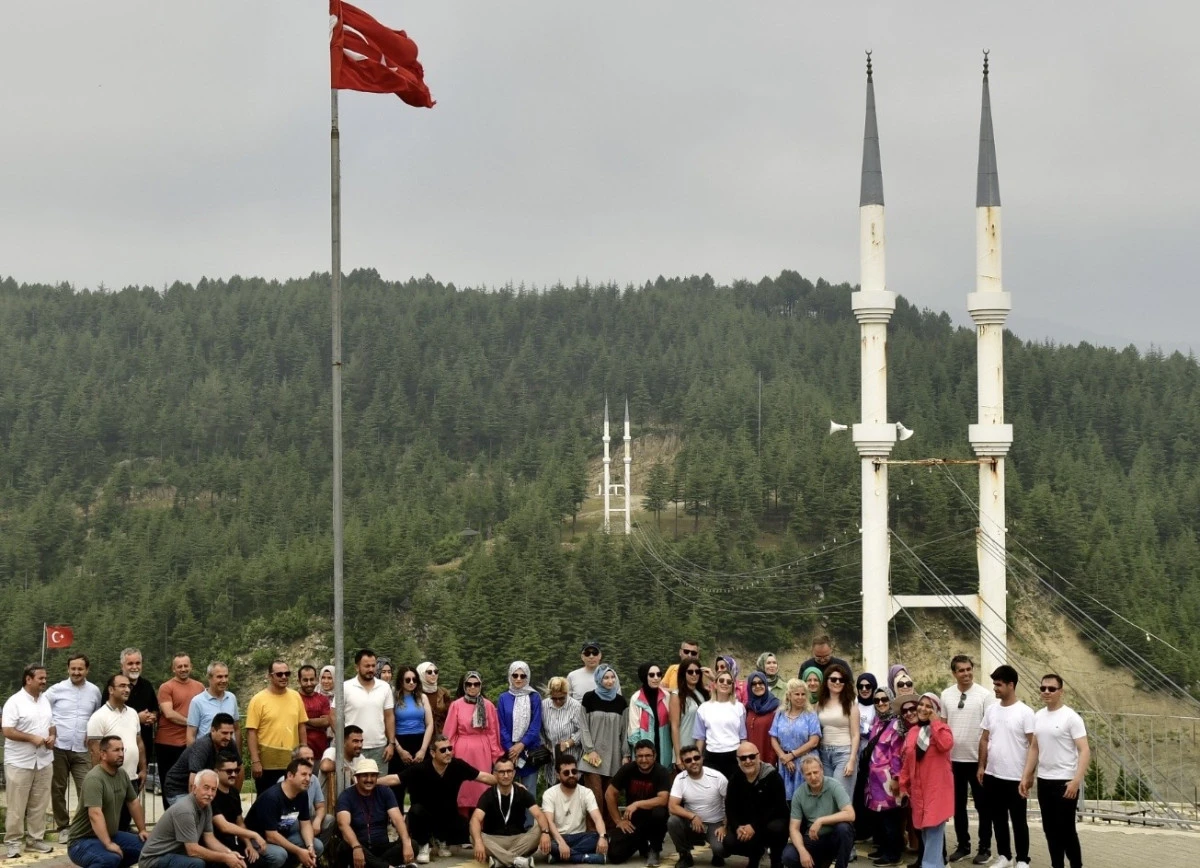Andırın Kaleleri’nde tarihle yürüyüş: Öğretmenlerden doğaya ve kültüre anlamlı yolculuk