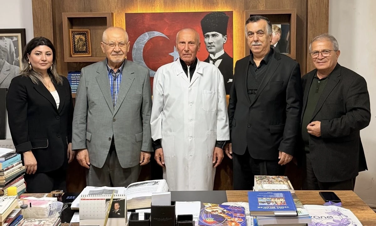 Ankara Kahramanmaraş Dernekleri Federasyonu&rsquo;ndan Prof. Dr. Mehmet Kaya&rsquo;ya Ziyaret