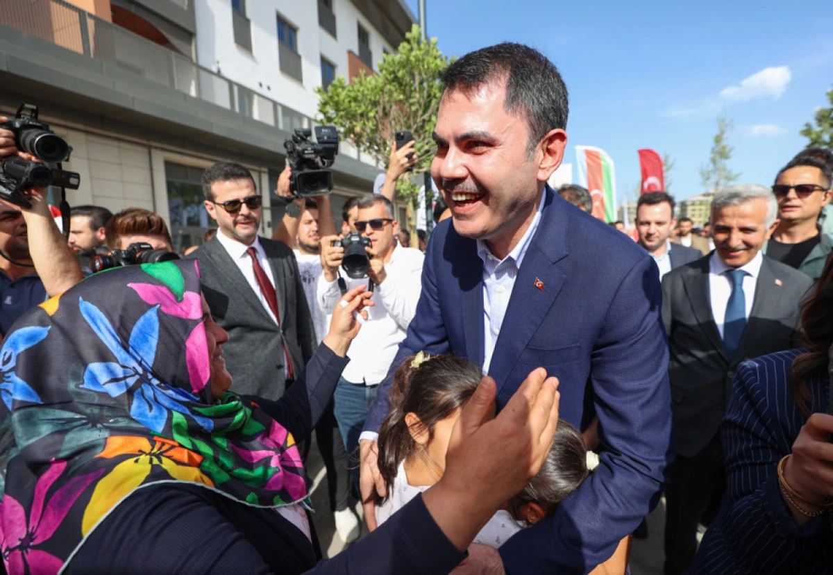 Bakan Kurum Kahramanmaraş’ta çalışmaları yerinde inceledi