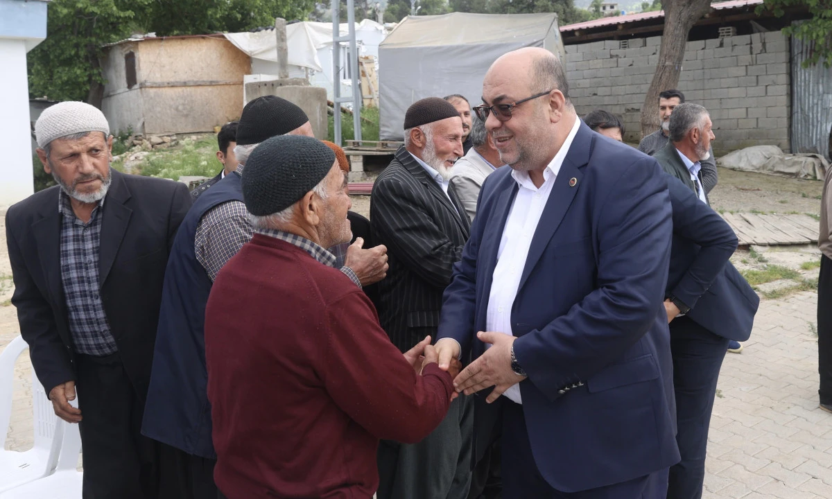 Başkan Akpınar 90. Mahalle Toplantısında &Ccedil;obanlı Mahallesi Sakinleriyle Buluştu
