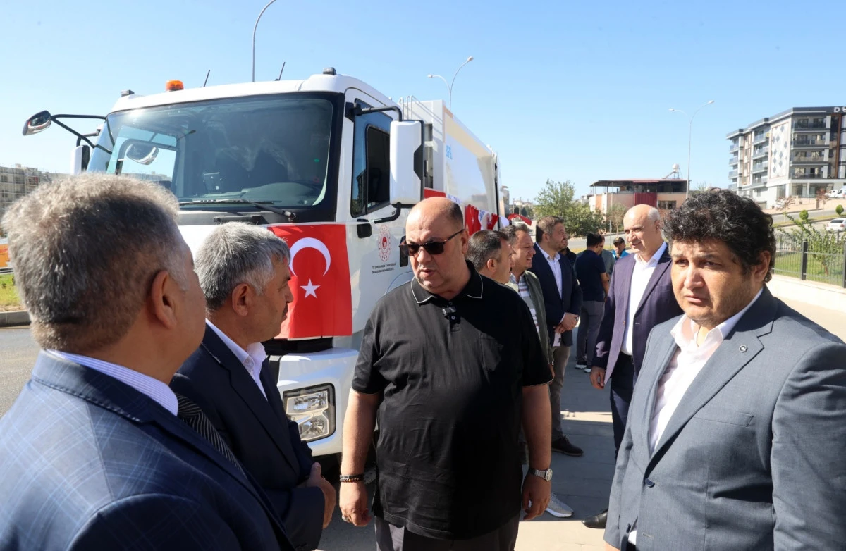 Başkan Akpınar’dan Bakan Kurum’a Teşekkür: “Dulkadiroğlu’na Hizmet Yolunda Güç Verdiniz”