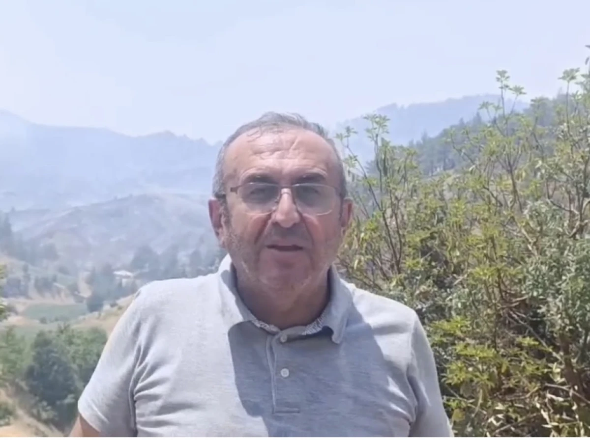 Başkan Ateş’ten Yangın Bölgesinden Çarpıcı Mesaj: “Yanan Ağaçlar Değil, Geleceğimiz!”