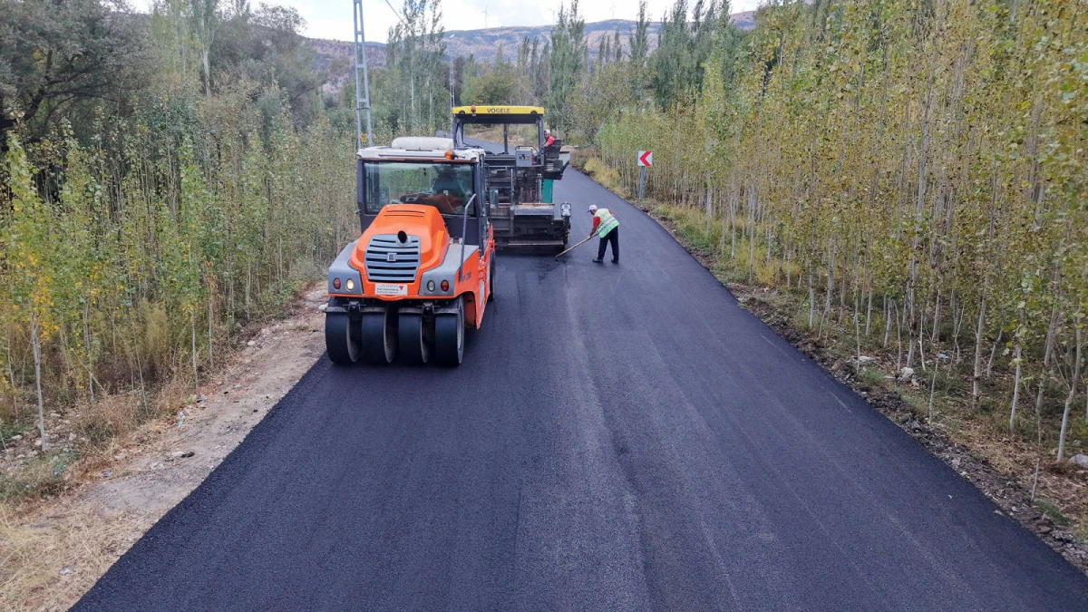 Başkan Fırat Görgel; “760 Milyonluk Yatırımla Çağlayancerit’imizin Kalkınmasına Katkı Sağladık”