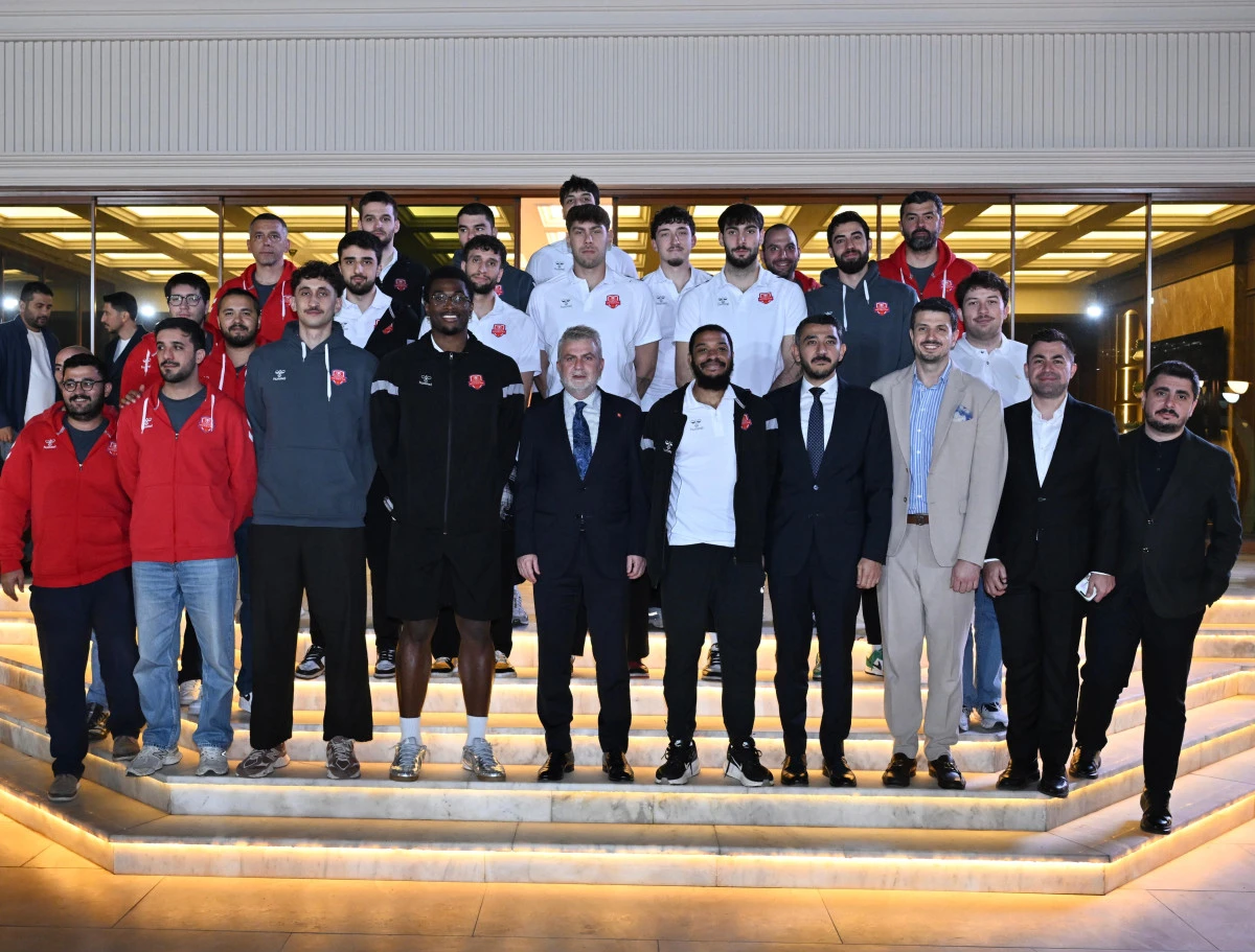 Başkan G&ouml;rgel, &ldquo;Basketbol Takımımız Şehrimizi En G&uuml;zel Şekilde Temsil Ediyor&rdquo;