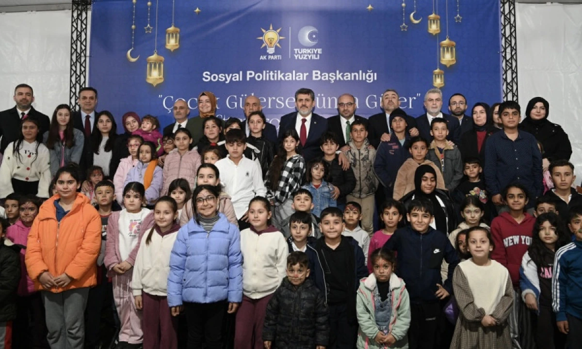 Başkan G&ouml;rgel, &Ccedil;ocukların Bayram Sevincine Ortak Oldu