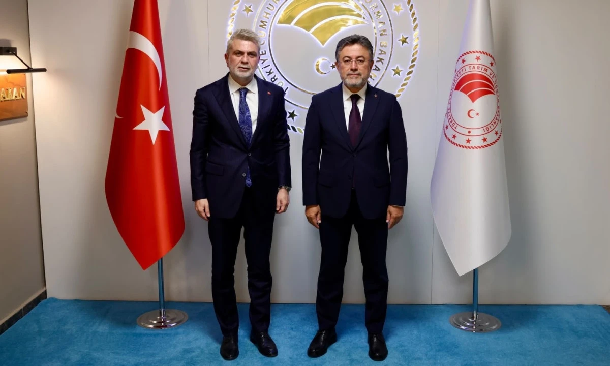 Başkan G&ouml;rgel, Tarım ve Orman Bakanı Yumaklı ile Bir Araya Geldi