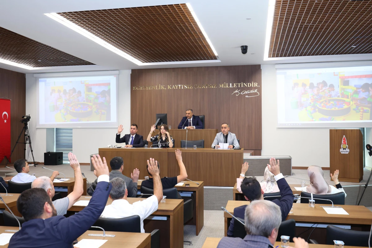 Başkan Toptaş’tan evlenecek çiftlere uygun fiyatlı düğün salonu müjdesi