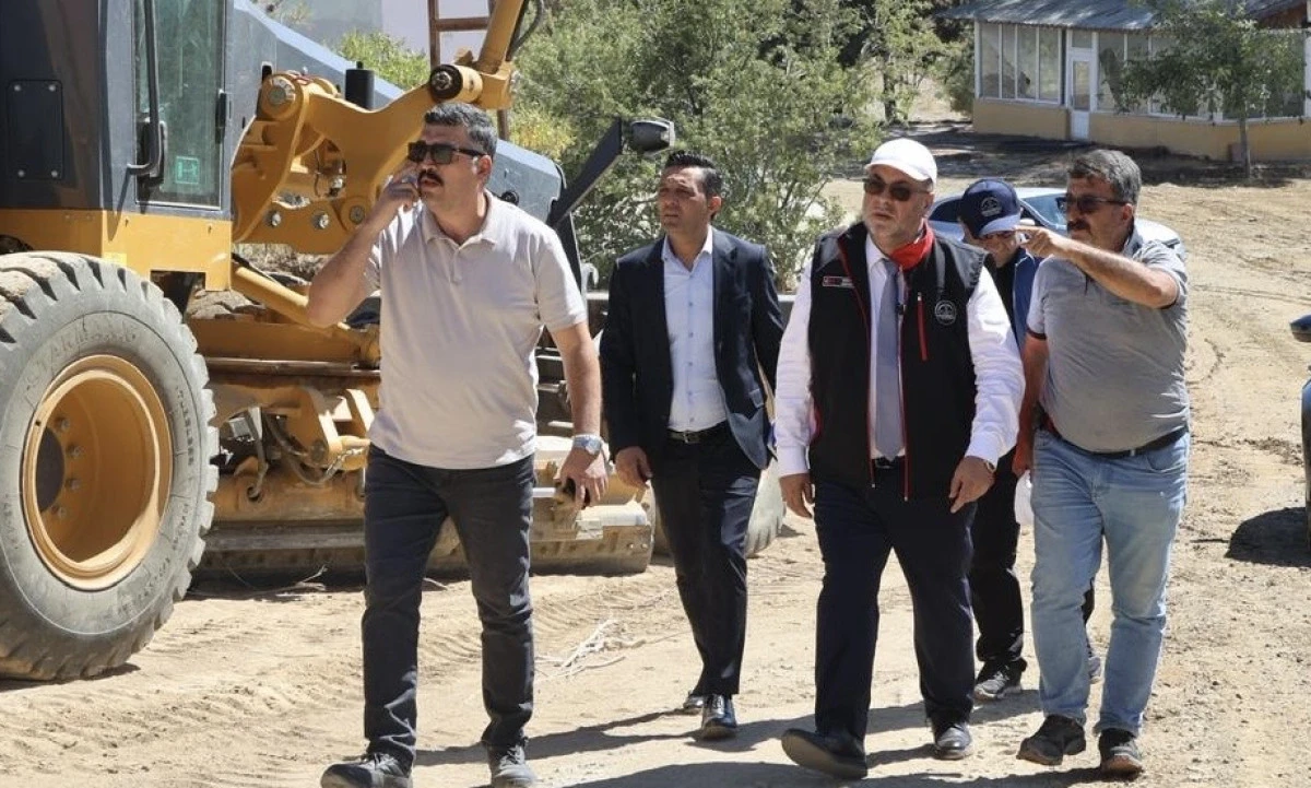 Baydemirli sahası güreş festivaline hazırlanıyor