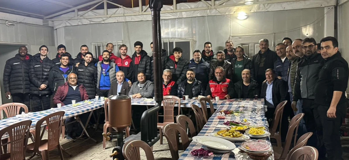 Beklenen Cemre Derneğinden Voleybolculara Moral Buluşması