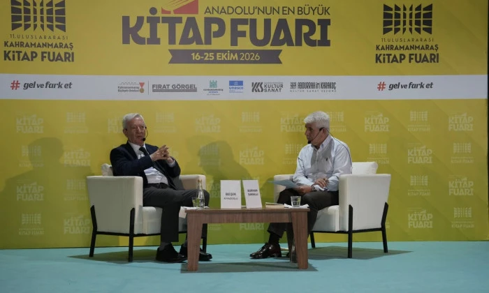 Beşir Ayvazoğlu, B&uuml;y&uuml;kşehir&rsquo;in Kitap Fuarı&rsquo;nda edebiyatı anlattı