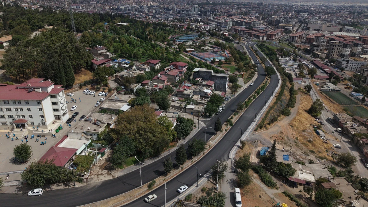 B&uuml;y&uuml;kşehir, Ali Sezal Bulvarı&rsquo;nı 94 Milyon TL&rsquo;lik Yatırımla Yeniledi