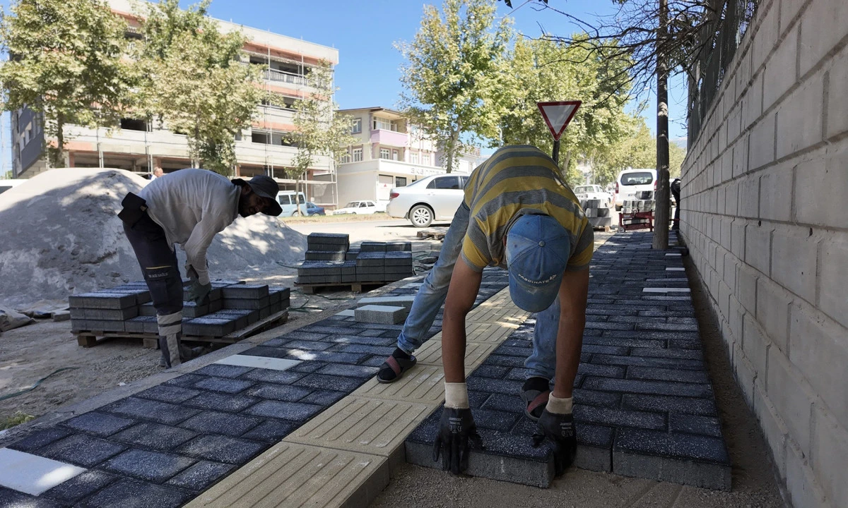 B&uuml;y&uuml;kşehir, Dulkadiroğlu L&uuml;tfi K&ouml;ker Bulvarı&rsquo;nda D&ouml;n&uuml;ş&uuml;m Başlattı