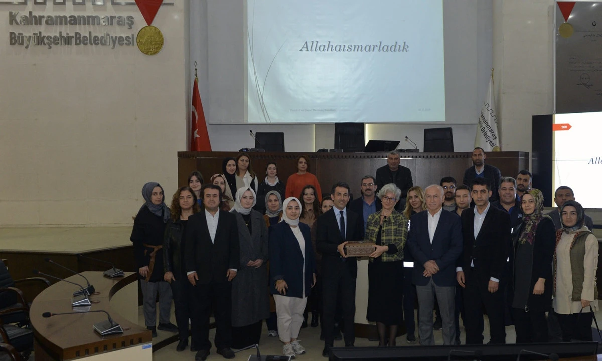 Büyükşehir, Hizmet Kalitesini Artıracak Eğitimlerini Sürdürüyor