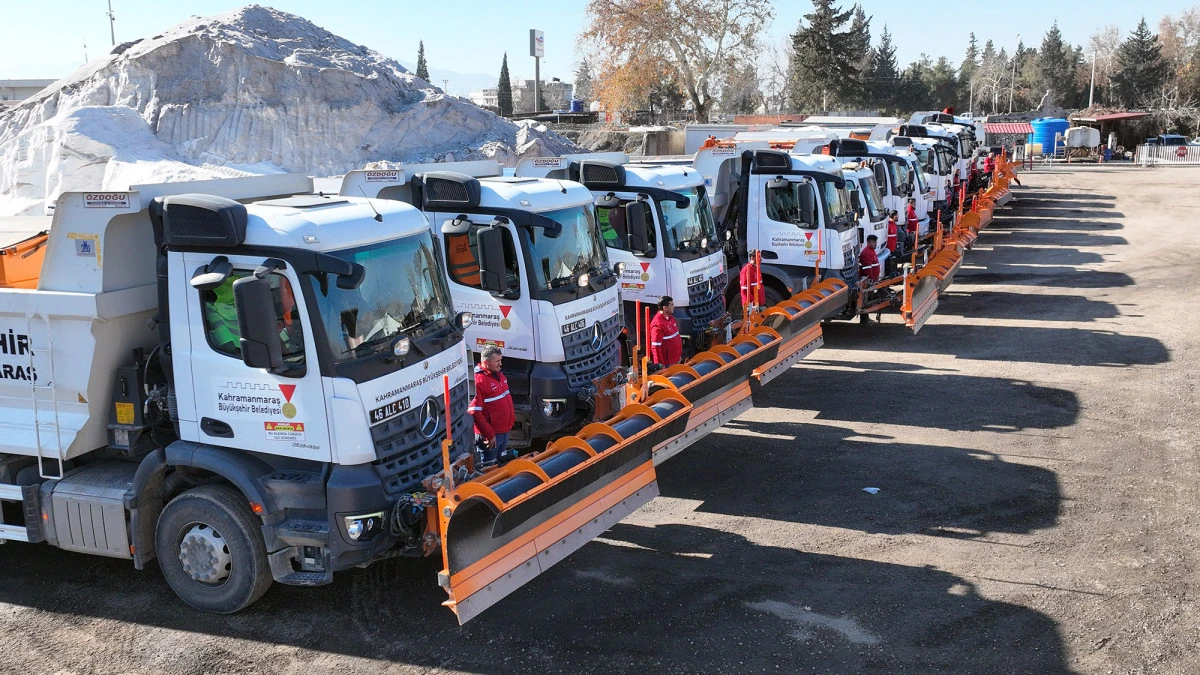 B&uuml;y&uuml;kşehir Kışa Hazır; 222 Ara&ccedil; ve 330 Personelle Sahada