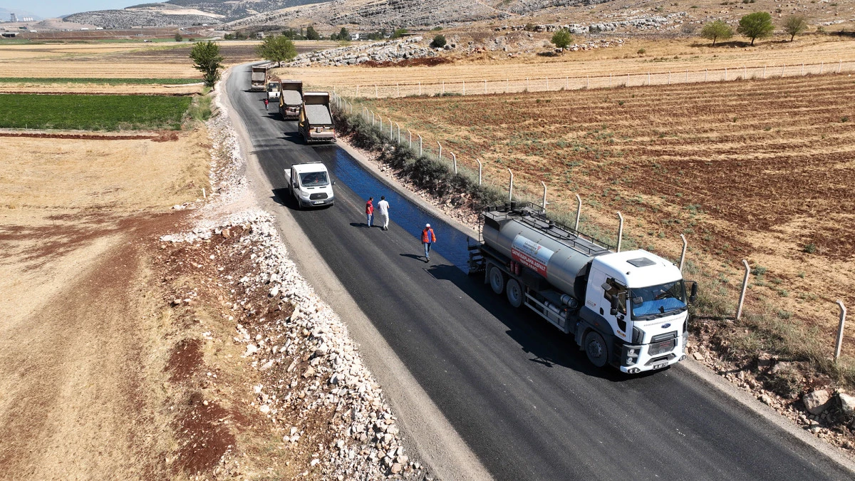 Büyükşehir Pazarcık Kırsalında Ulaşım Standartlarını İyileştiriyor