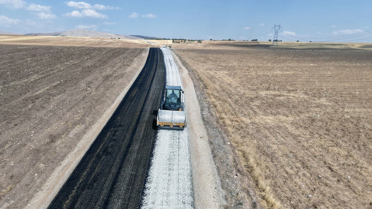 Büyükşehir’den Afşin’e 200 Milyonluk Yol Yatırımı