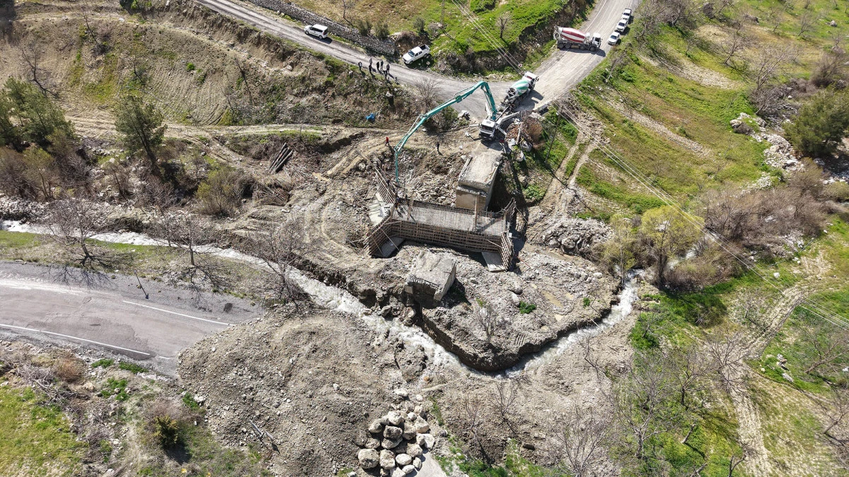 B&uuml;y&uuml;kşehir&rsquo;den Bertiz&rsquo;in ulaşımını iyileştirecek k&ouml;pr&uuml; yatırımı