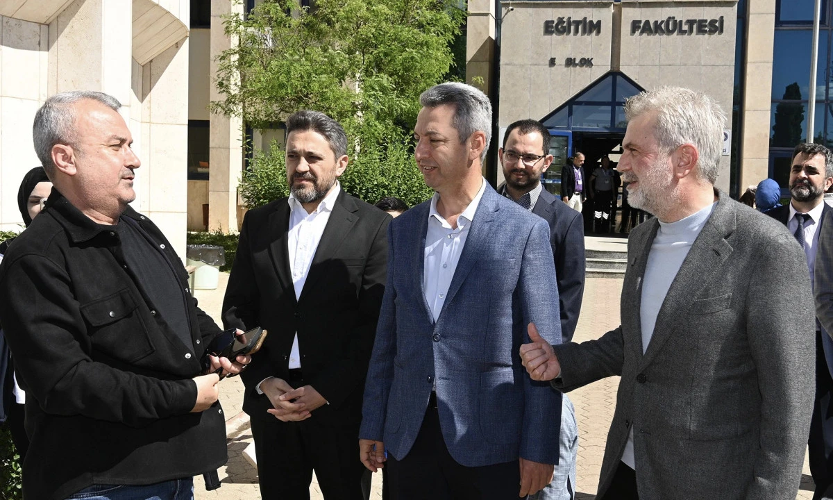 B&uuml;y&uuml;kşehirden Gen&ccedil;lere YKS &Ouml;ncesi &ldquo;Son Prova&rdquo; Desteği