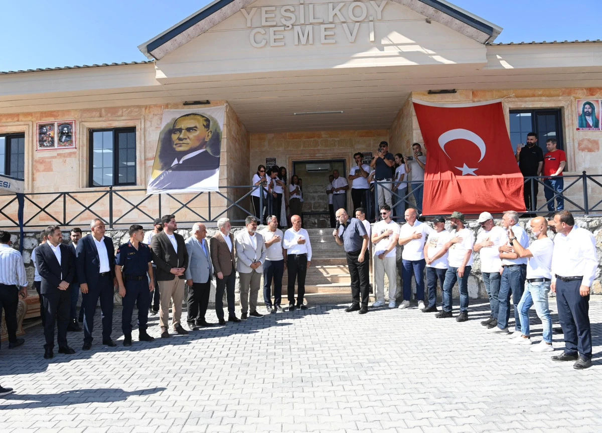 B&uuml;y&uuml;kşehir&rsquo;den G&ouml;ksun Yeşilk&ouml;y&rsquo;de 3 milyonluk sıcak asfalt yatırımı