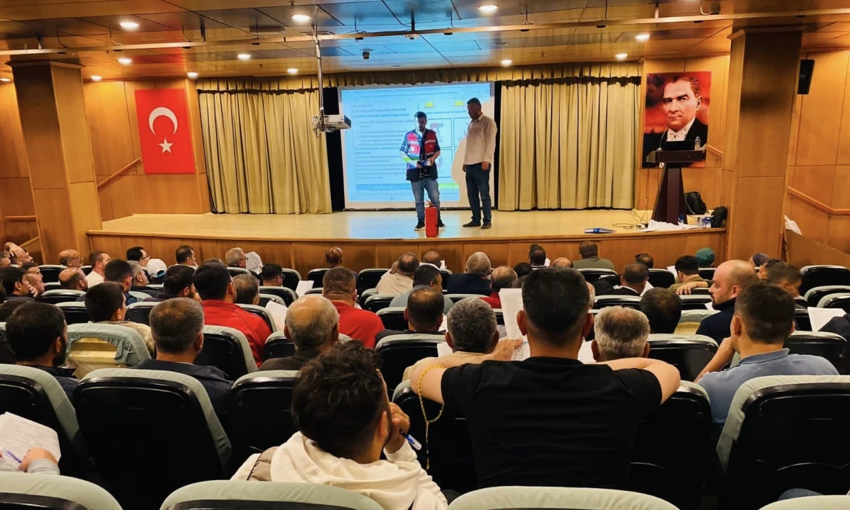 Büyükşehir’den Personellere Temel İş Sağlığı ve Güvenliği Eğitimi