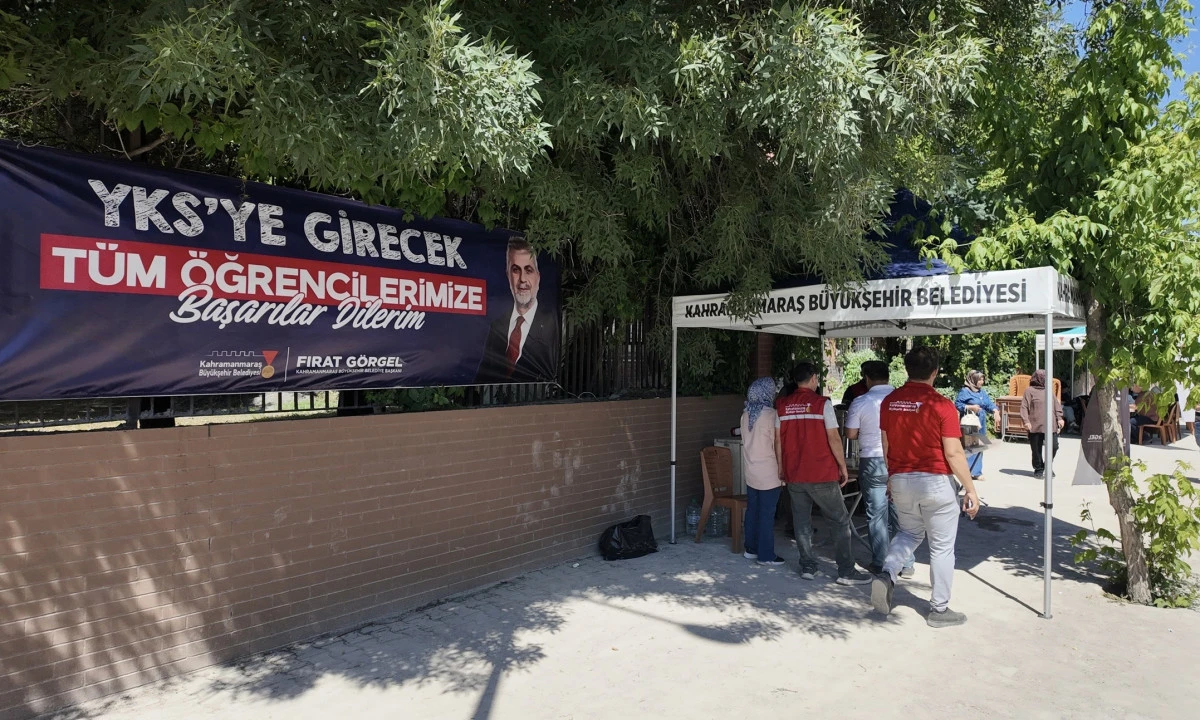 B&uuml;y&uuml;kşehir&rsquo;in Geleneksel YKS Desteği Yine Beğeni Kazandı