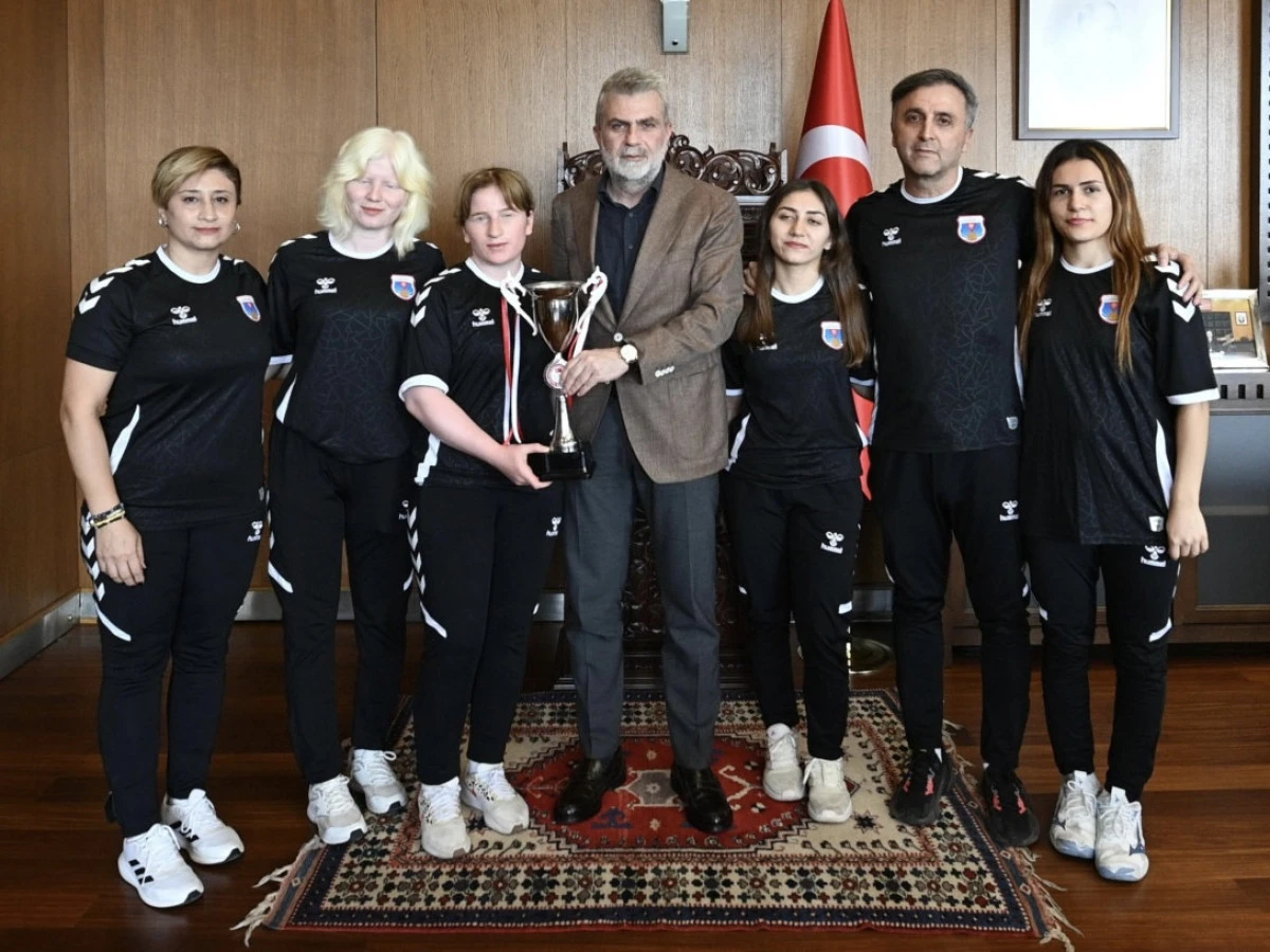 Büyükşehir’in Kadın Goalball Takımı Tarih Yazmaya Gidiyor