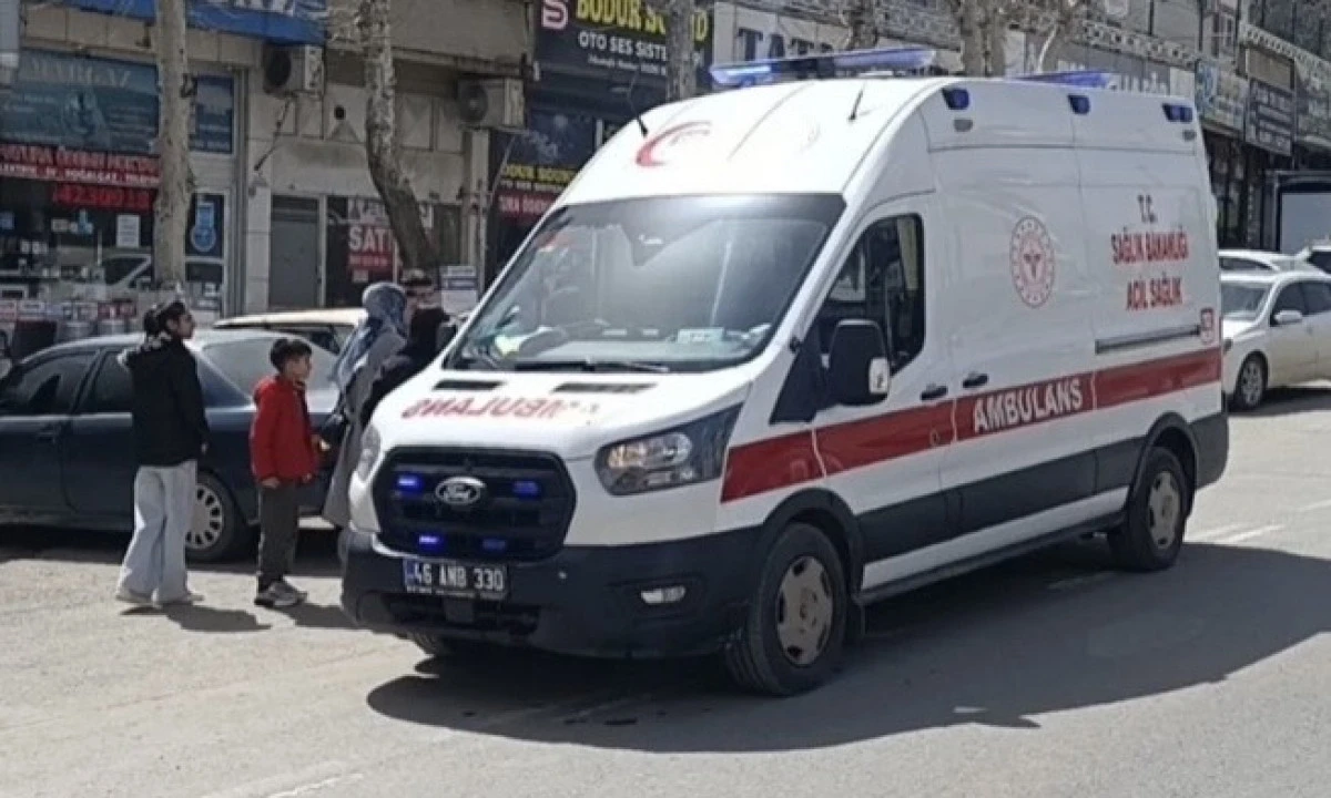 &Ccedil;arptı ve Ka&ccedil;tı: Kahramanmaraş&rsquo;ta Otomobilin &Ccedil;arptığı &Ccedil;ocuk Yaralandı