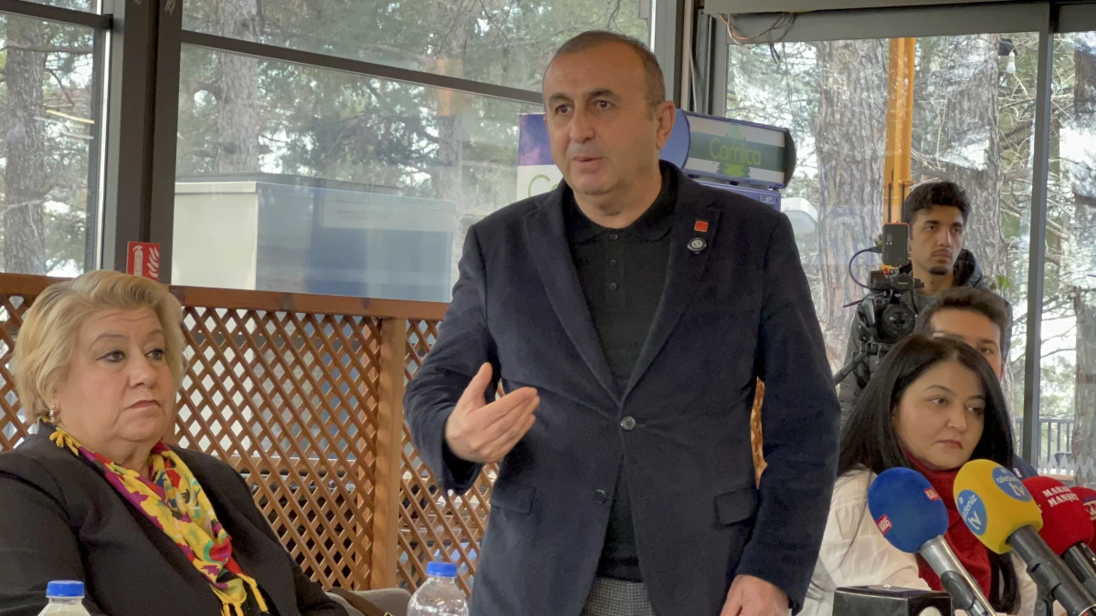 CHP İl Başkanı &Uuml;nal Ateş Yerel Basınla Bir Araya Geldi