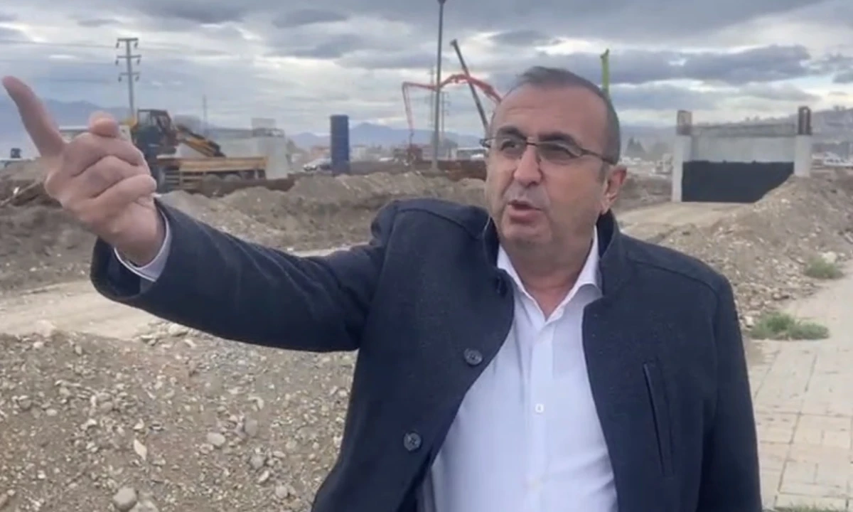 CHP Kahramanmaraş İl Başkanı &Uuml;nal Ateş&rsquo;ten Yol &Ccedil;alışmalarına Tepki