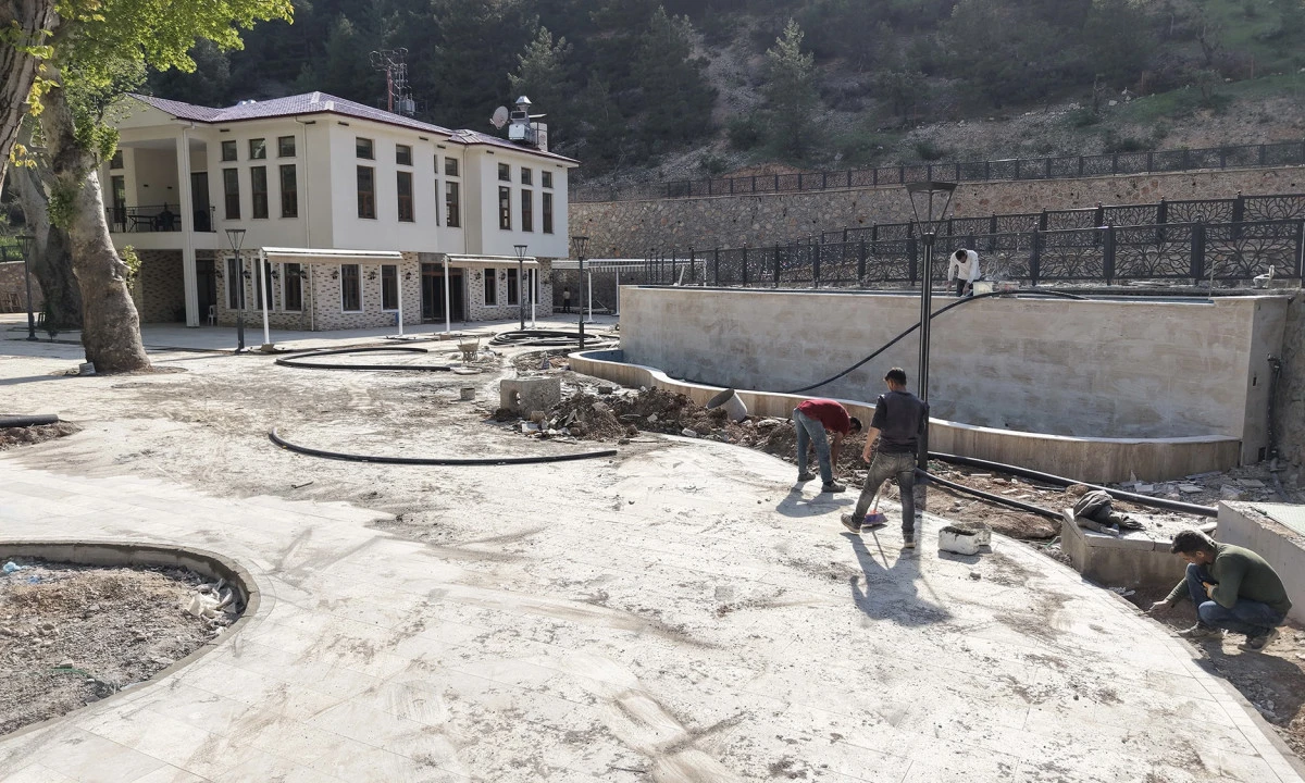 &Ccedil;ınaraltı Sosyal Tesisleri&rsquo;nde Son Hazırlıklar Yapılıyor