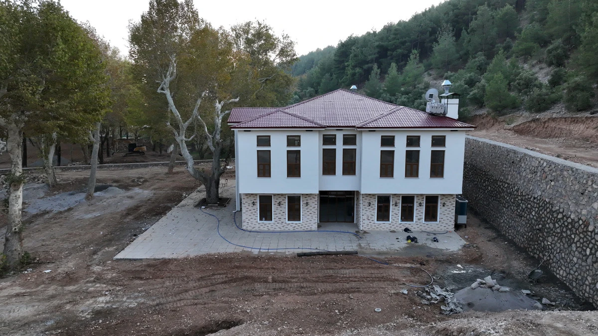 Çınaraltı Sosyal Tesisleri’nde sona doğru