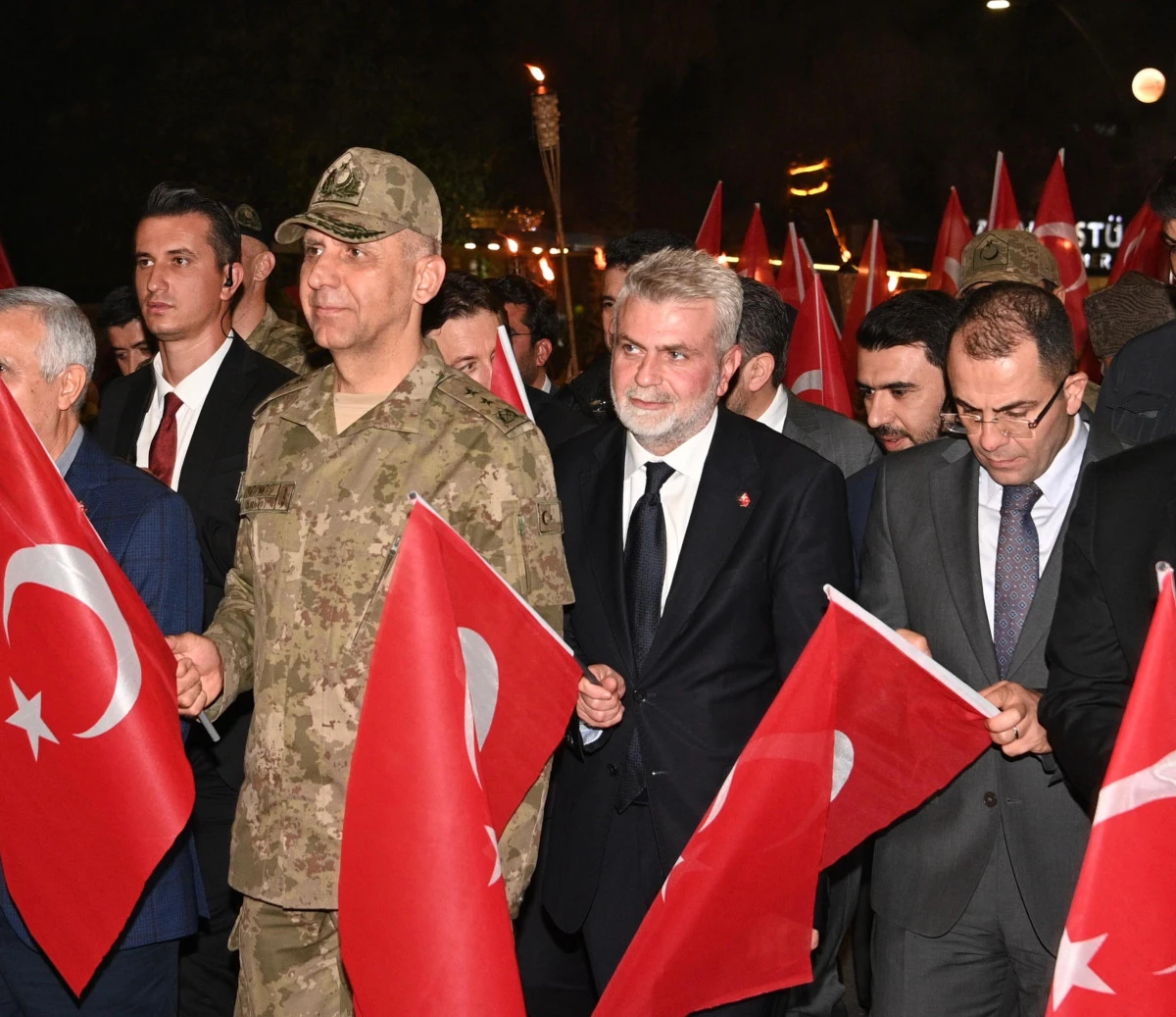 Cumhuriyet Yürüyüşü’ndeKahramanmaraş Tek Yürek Oldu