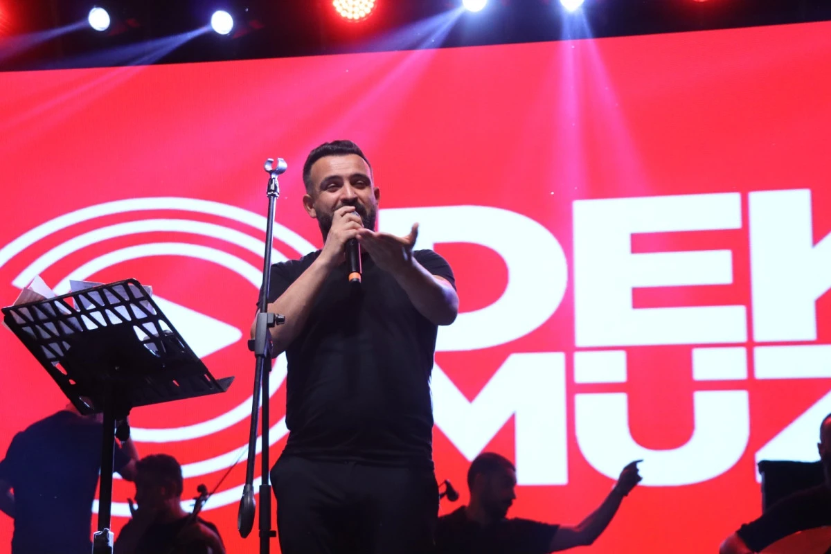 DEKA Müzik: Pazarcık’ta Grup Seyran Rüzgârı: Müzik ve Coşku Birlikte