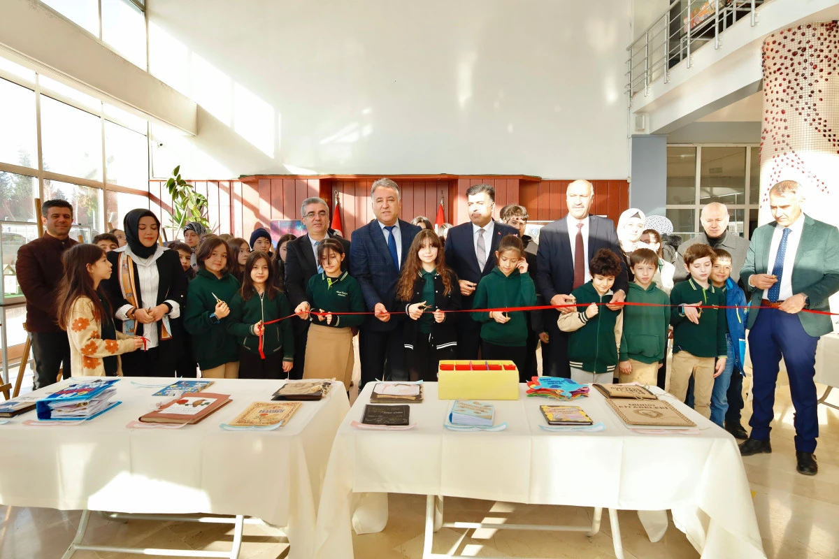 ​ &ldquo;Dilimizin Zenginlikleri&rdquo; Projesi D&ouml;nem Sonu Sergisi A&ccedil;ıldı