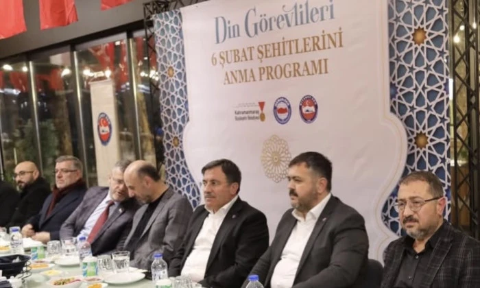 Din G&ouml;revlileri 6 Şubat Deprem Şehitlerini Dualarla Andı
