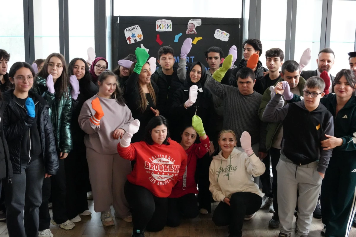 DOKMER&rsquo;de Sevgi Kazandı: Down Sendromlular G&uuml;n&uuml;&rsquo;ne renkli kutlama