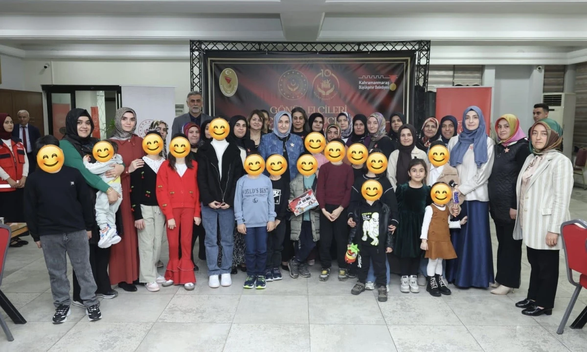 Dr. Selma &Uuml;nl&uuml;er G&ouml;n&uuml;l El&ccedil;ileri ve Koruyucu Ailelerle İftarda Buluştu