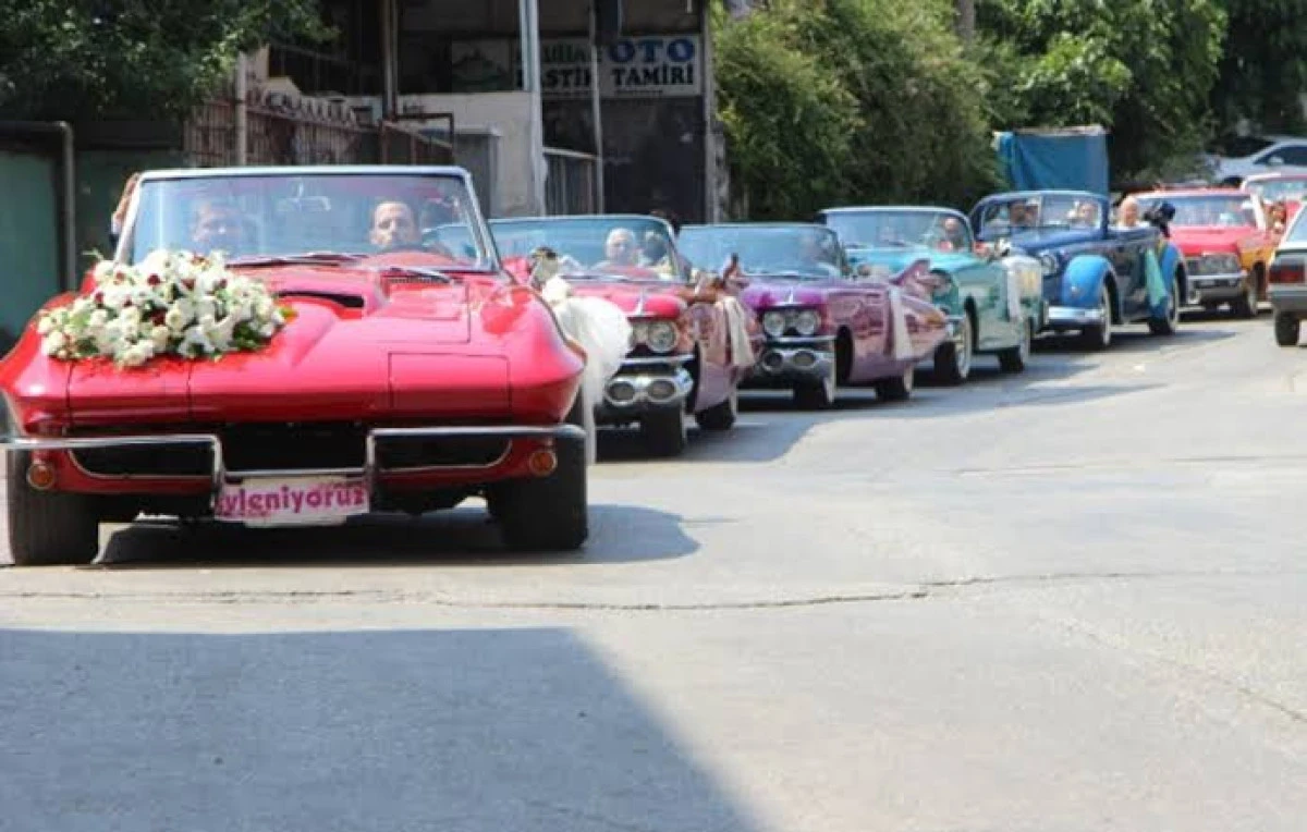 Düğün Konvoyuyla Trafiği Kapattılar: Sürücülere Hem Adli Hem İdari İşlem